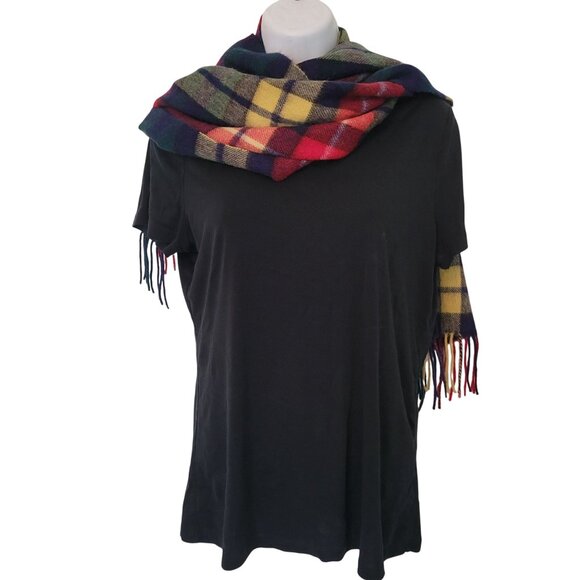 James Pringle Weavers Modern Buchanan Wool Tartan Fringed Scarf - Picture 6 of 6